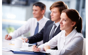 workplace_dynamics_efficiency_conflict_and_motivation